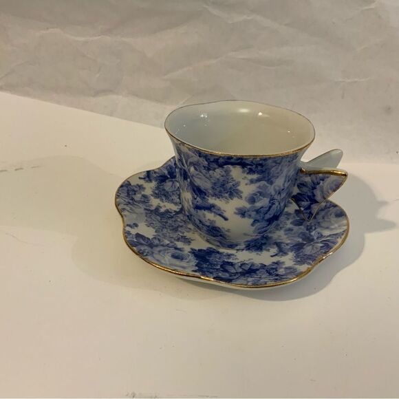 A Special Place Roses blue Cup And Saucer With A Butterfly Handle A3 - Picture 2 of 10